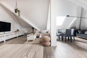 MINT Apartment über der Stadt Parken Küche WiFi
